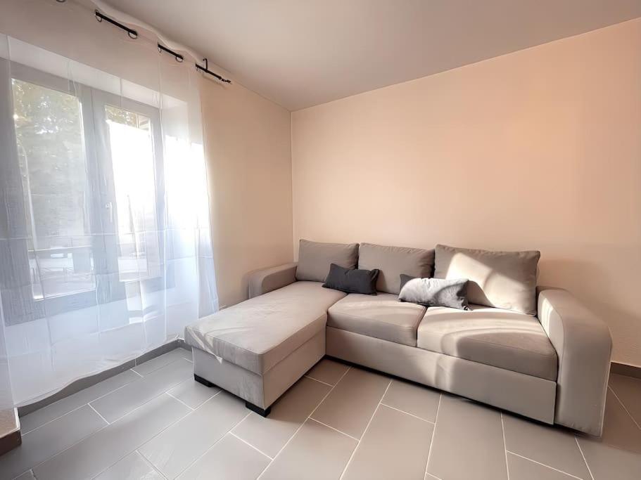 Cherpin Confort Urbain 1Er Etage Roanne Extérieur photo